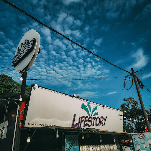 Life Story Kok Lanas