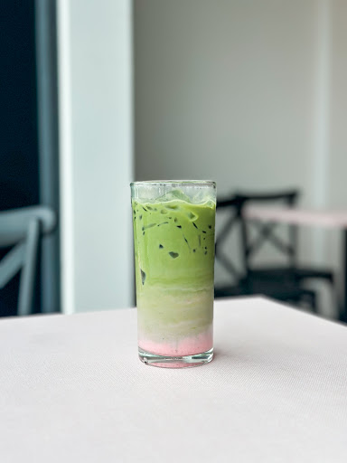 IBAKEDESSERTS HQ & Cafe • Cheras