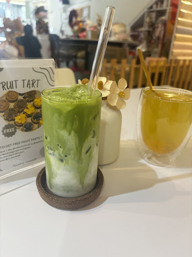 Haru Fuyu Florist Cafe