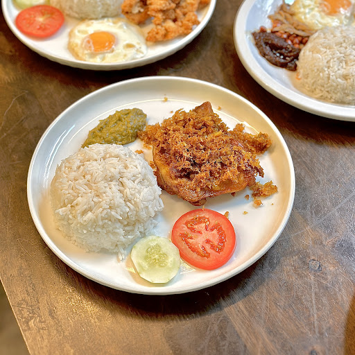 2002 RIVER CAFE 绿野小食馆