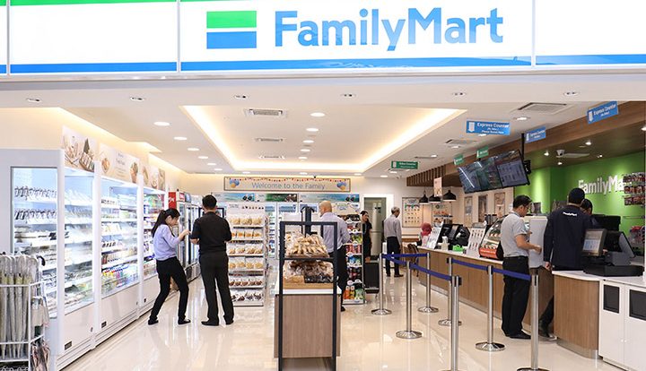 familymart kota tinggi