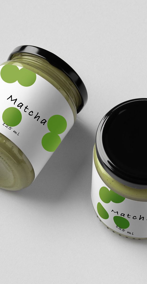 Kitta Matcha. 1 kitta matcha