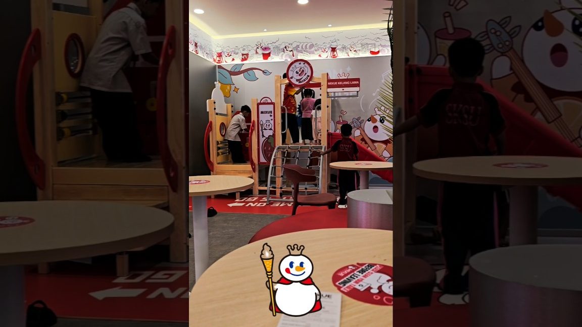 mixue kulim kelang lama square flagship store with playground