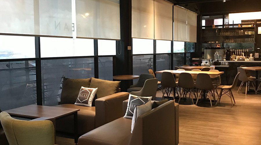 THE BEANS CAFE
